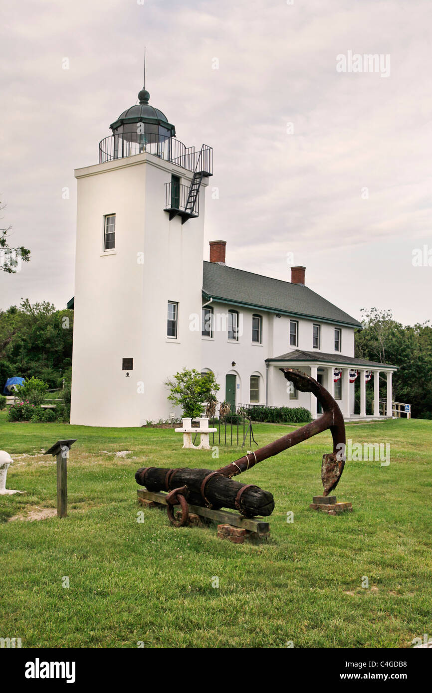 Horton Point Lighthouse in Southold New York Stock Photo Alamy