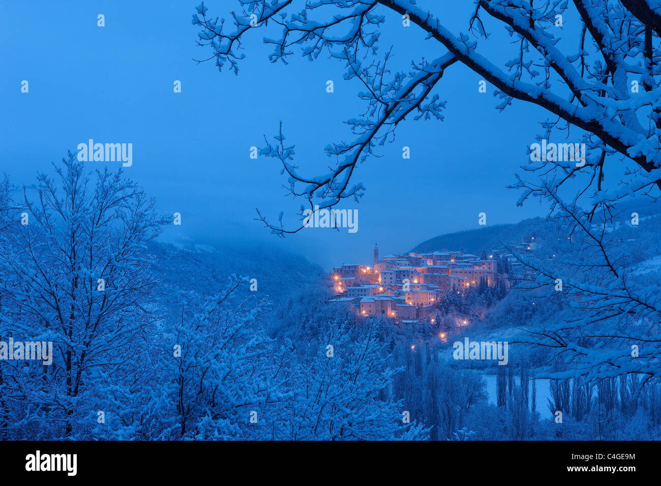 Preci at dawn in winter, Valnerina, Monti Sibillini National Park, Umbria, Italy Stock Photo