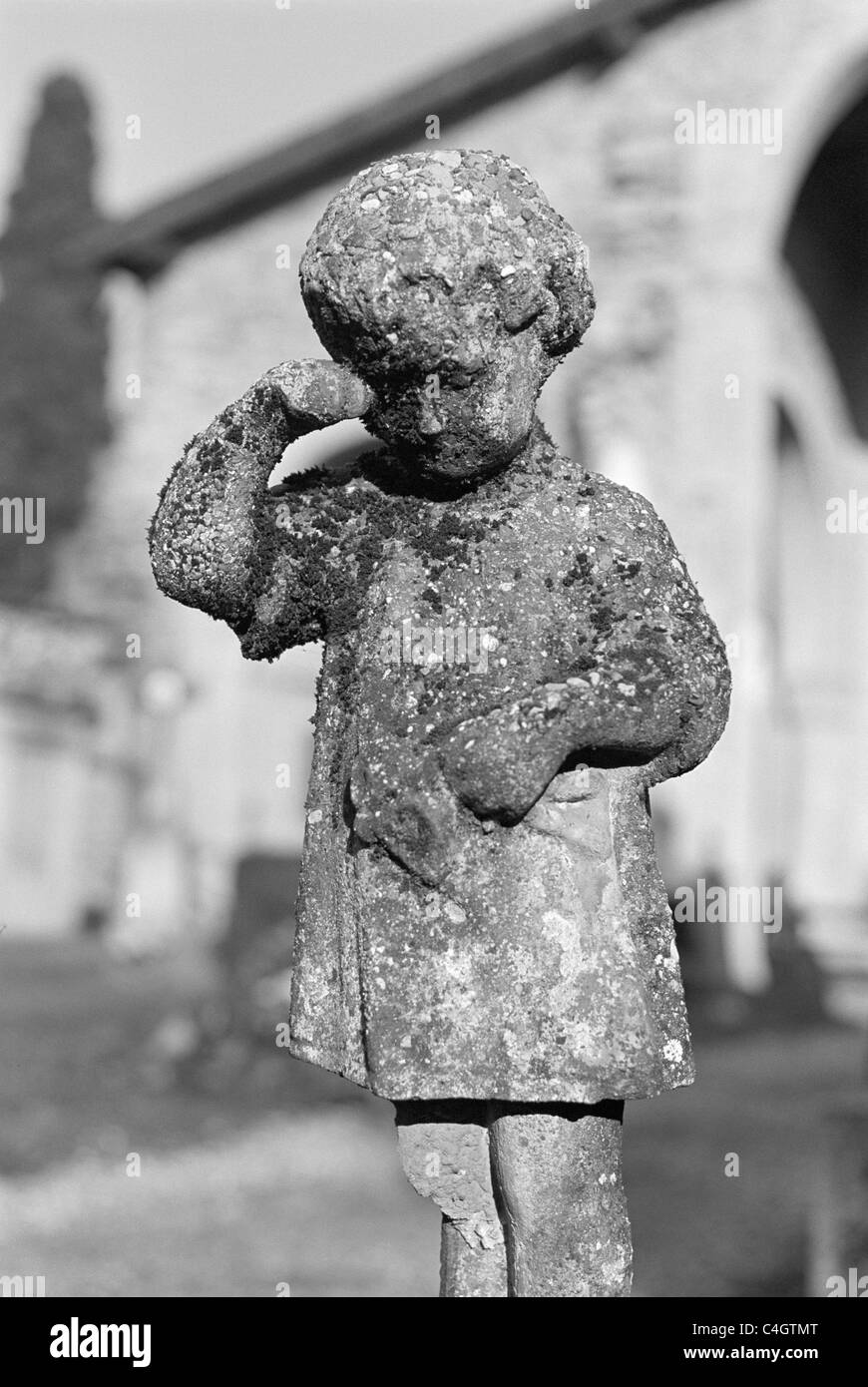 Child statue hires stock photography and images Alamy