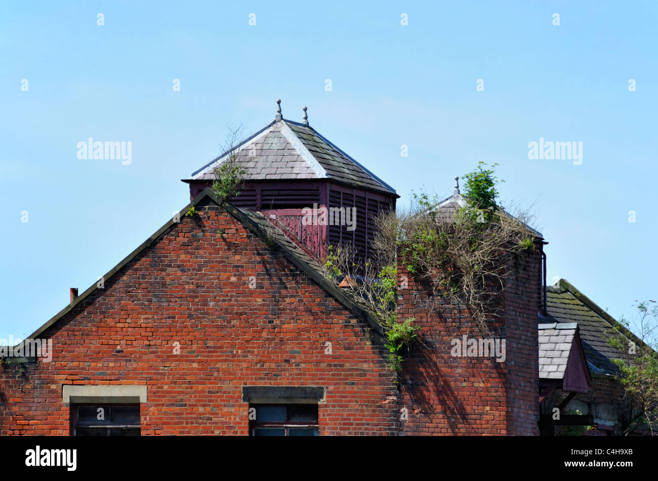 Lancashire derelict hires stock photography and images Alamy
