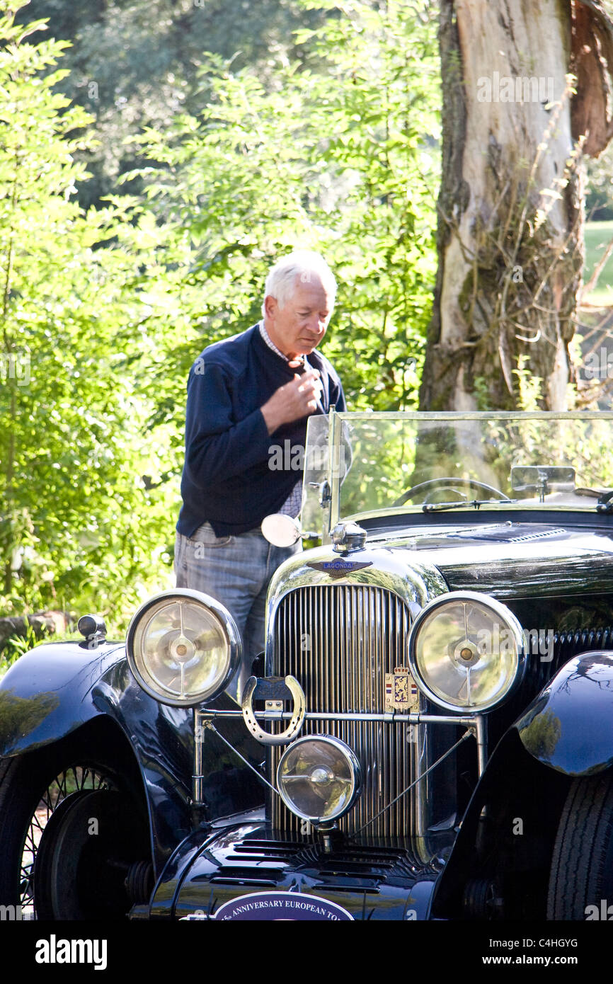 Lagonda Rapier car owners preparing their cars Stock Photo