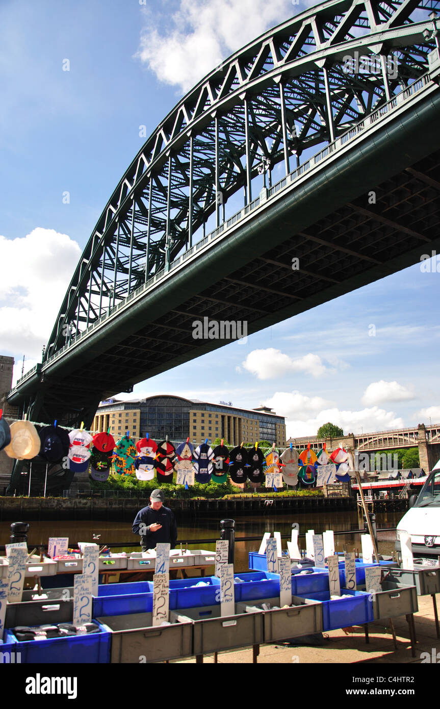 View of Sunday Market stall and Tyne Bridge, Quayside, Newcastle upon Tyne, Tyne and Wear, England, United Kingdom Stock Photo
