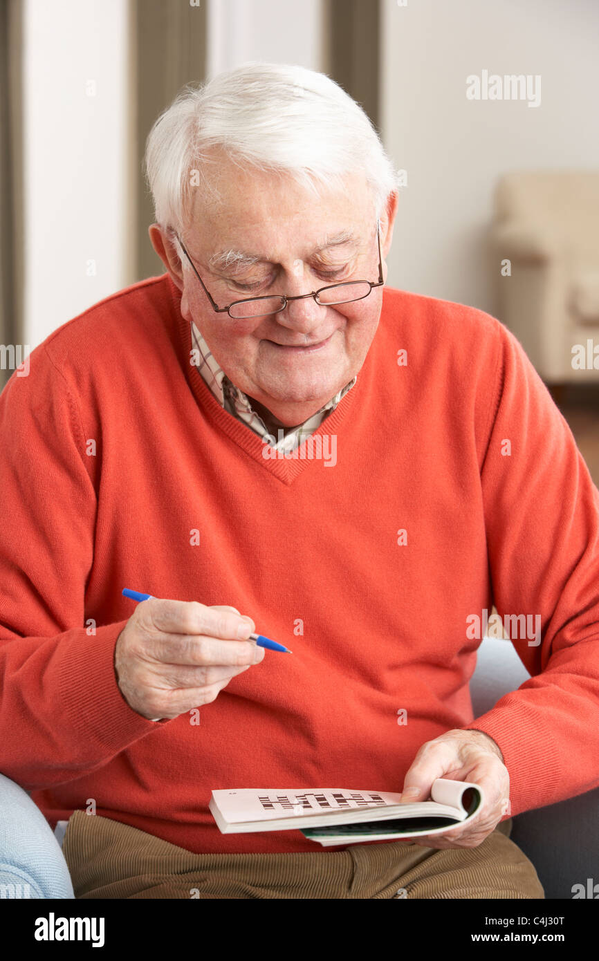 Crossword hires stock photography and images Alamy