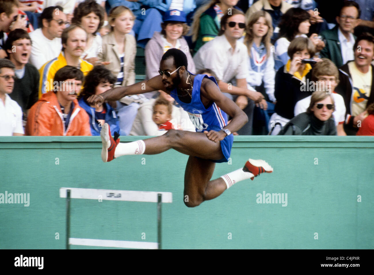 Edwin Moses competing in the 400m hurdles at the 1980 USA Olympic Track and field Team Trials. Stock Photo