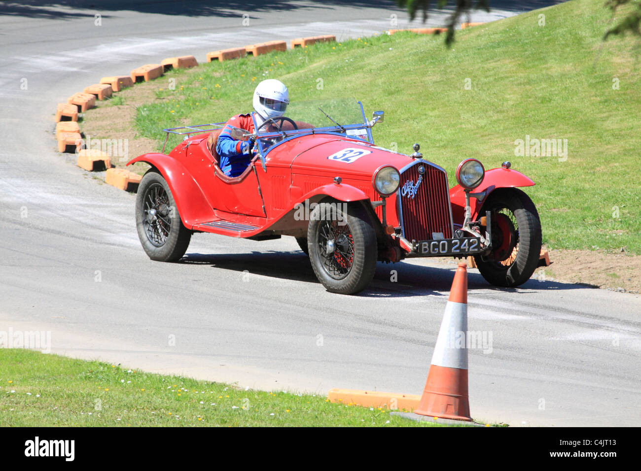 アルファロメオスパイダー ツーリング グランスポーツ 1932 1932 alfa romeo hi-res stock photography and images - Alamy