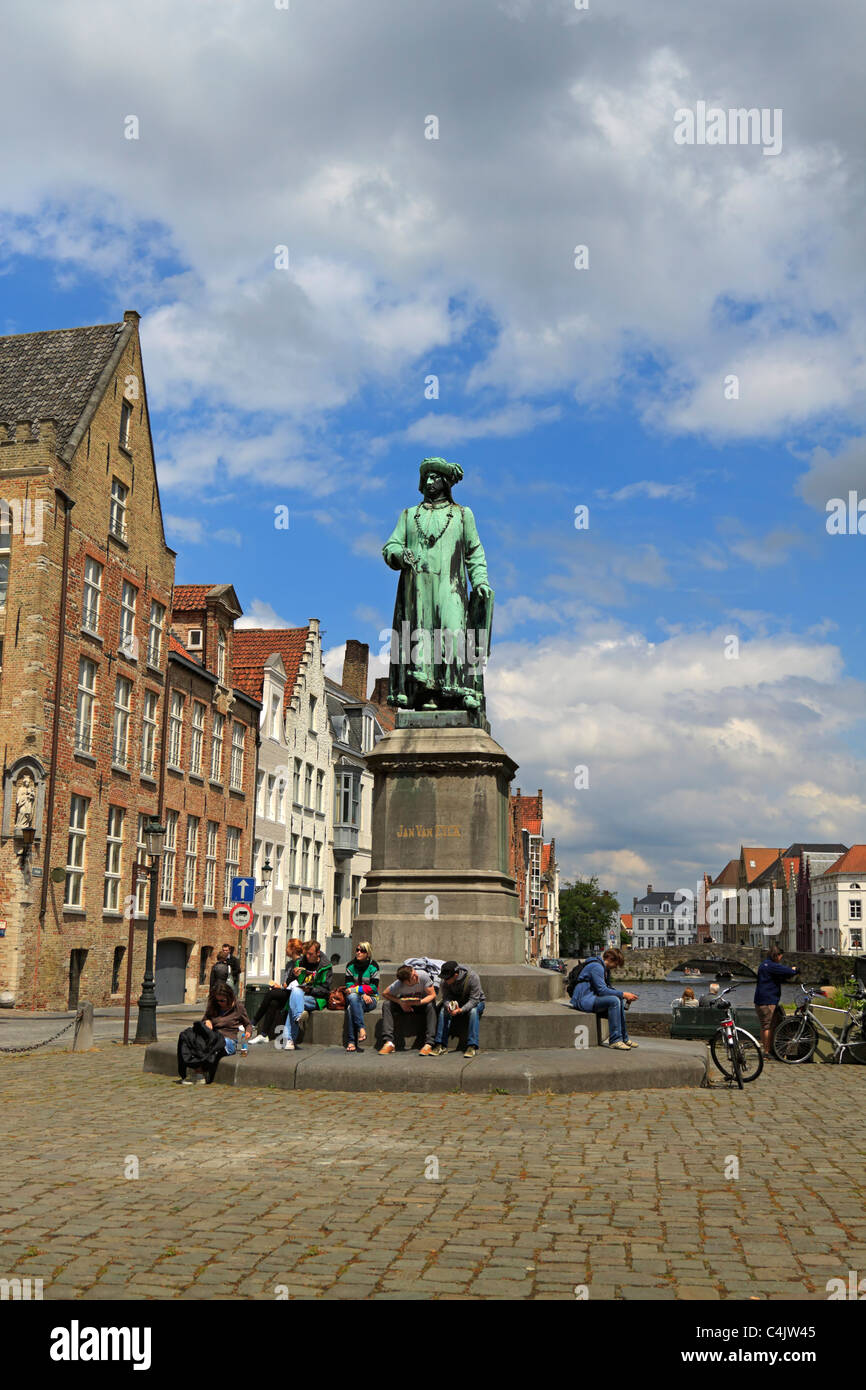 Statue of Jan Van Eyck beside the Spieglerei canal in Bruges, Belgium. Stock Photo