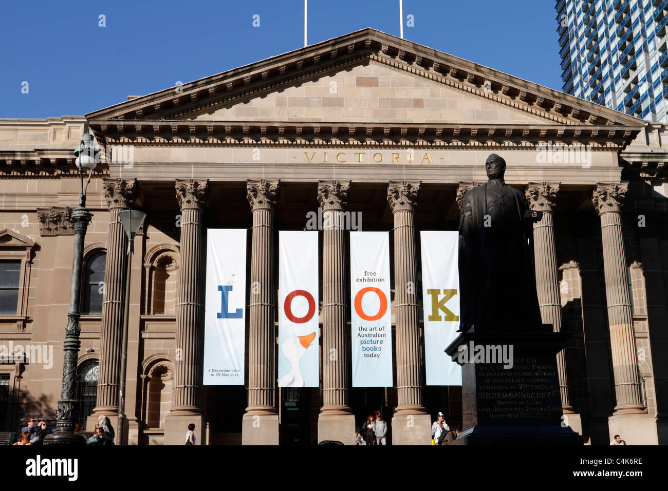 Statue of Sir Redmond Barry in front of Victoria National Library in