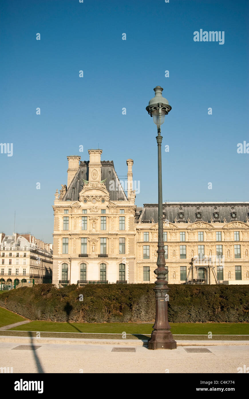 Louvre museum paris exterior hi-res stock photography and images - Alamy