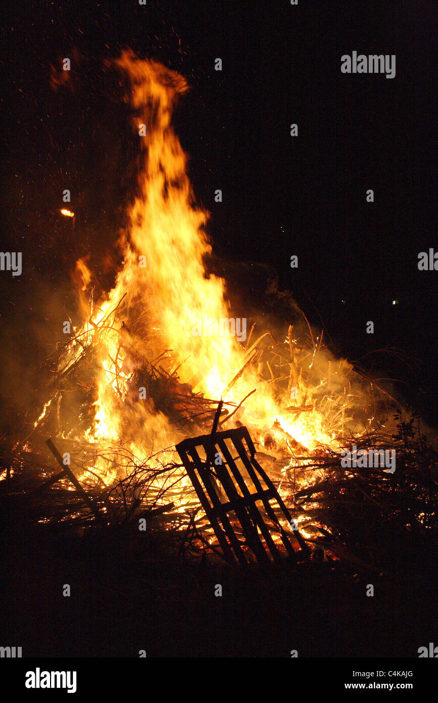 a blazing fire late at night Stock Photo