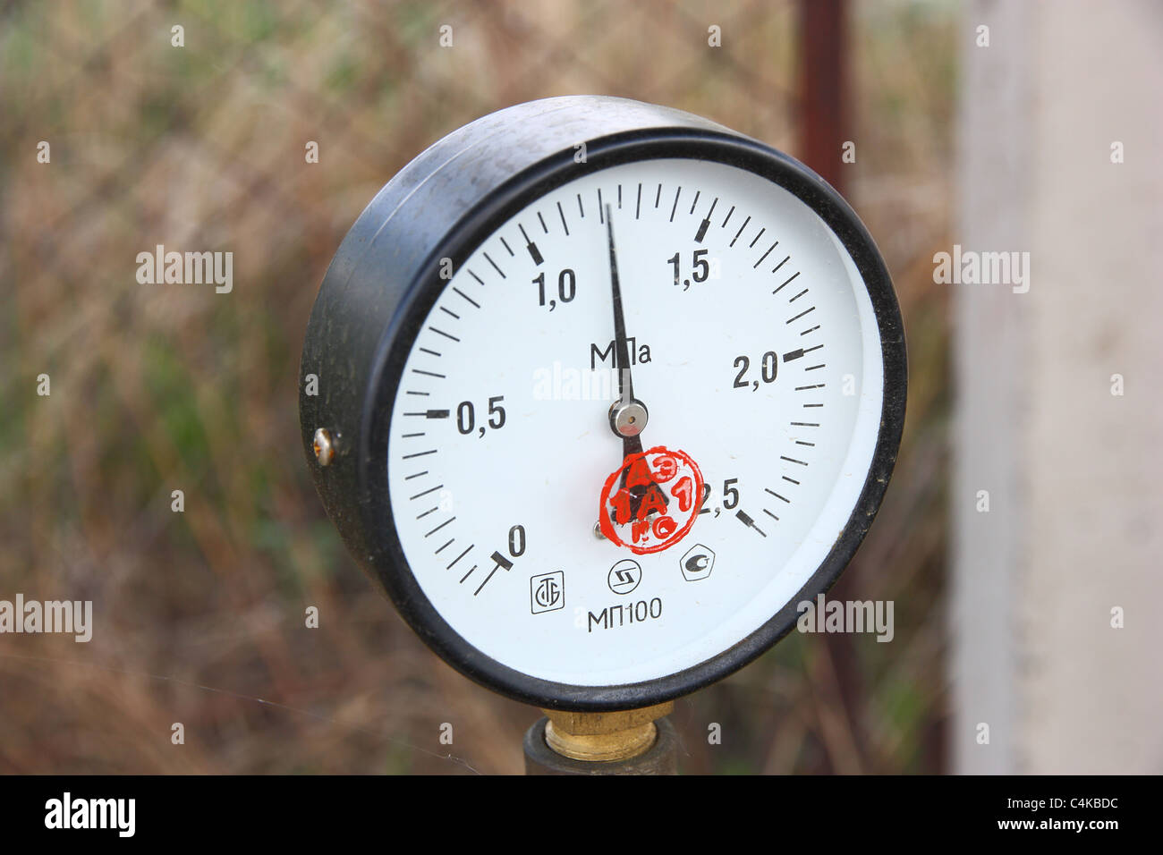Gas manometer gauge with a black arrow Stock Photo Alamy