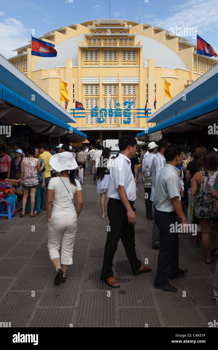 Phnom Penh's Phsar Thmei Market was constructed in 1937 in the shape of a dome Stock Photo