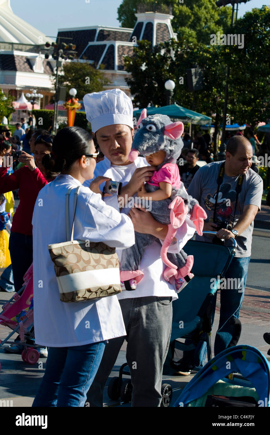 Disneyland halloween costume hires stock photography and images Alamy