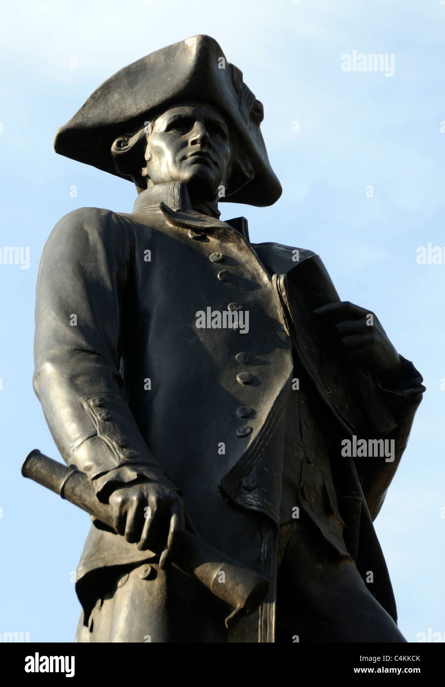 Statue of  Captain James Cook FRS RN, explorer, navigator and cartographer, by Sir Thomas Brock RA in the Mall. London Stock Photo