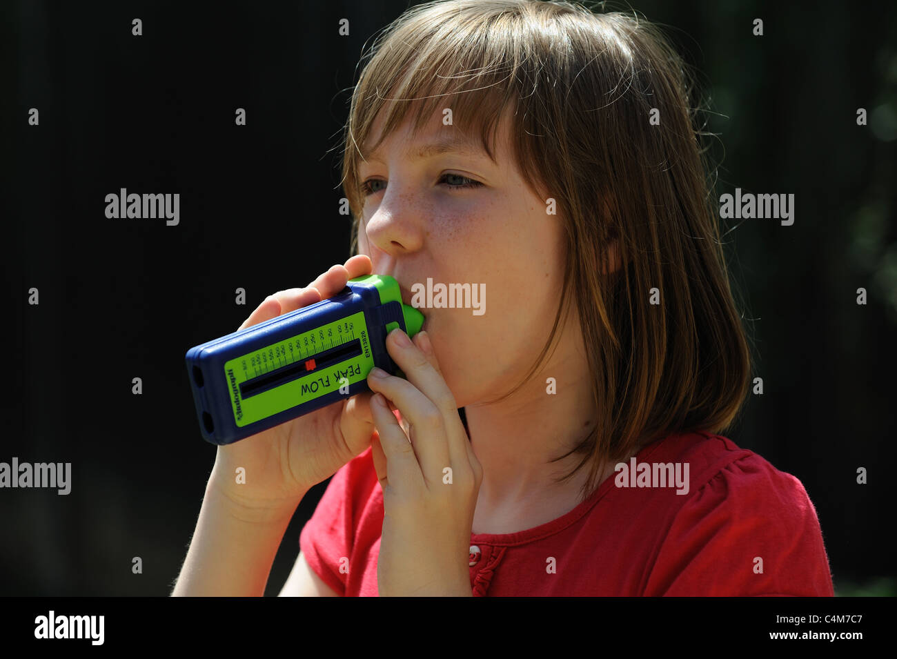 Child using peak flow meter hires stock photography and images Alamy