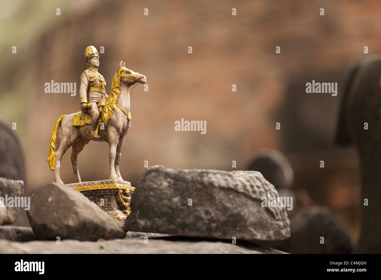 Horse soldier statue hires stock photography and images Alamy
