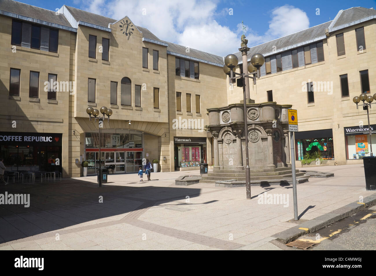 Perth Scotland UK Pedestrianised entry to St John's Shopping Centre in the town Stock Photo