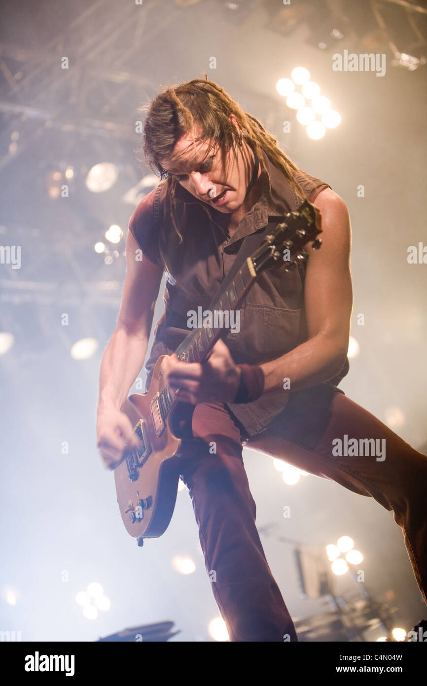 Nine Inch Nine inch nails singer hi-res stock photography and images - Alamy