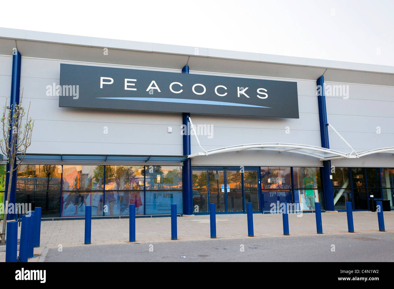 Peacocks clothing store in UK Stock Photo