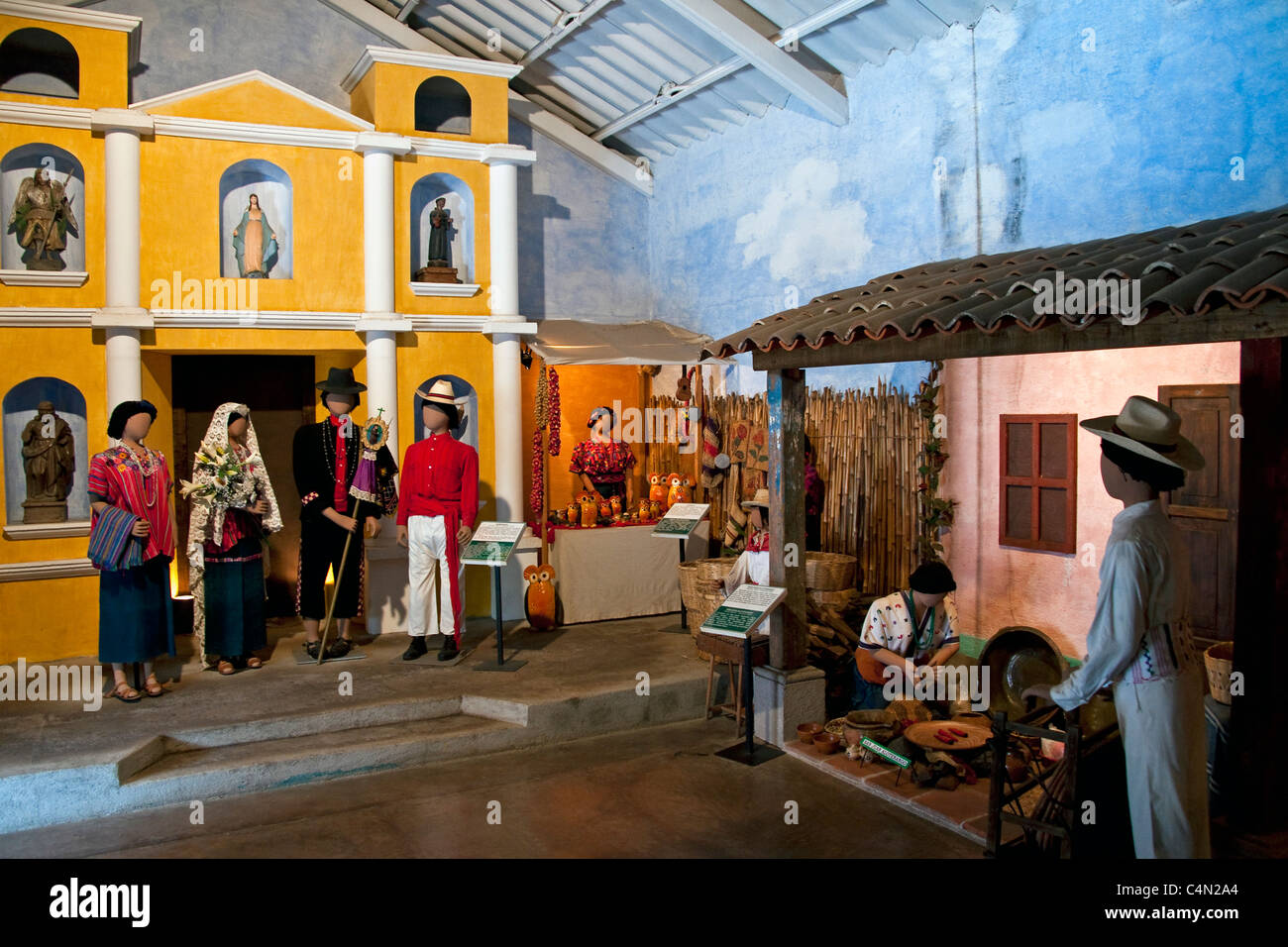 La Azotea Cultural Center's Rincon de Sacatepequez Museum diorama in Antigua Stock Photo