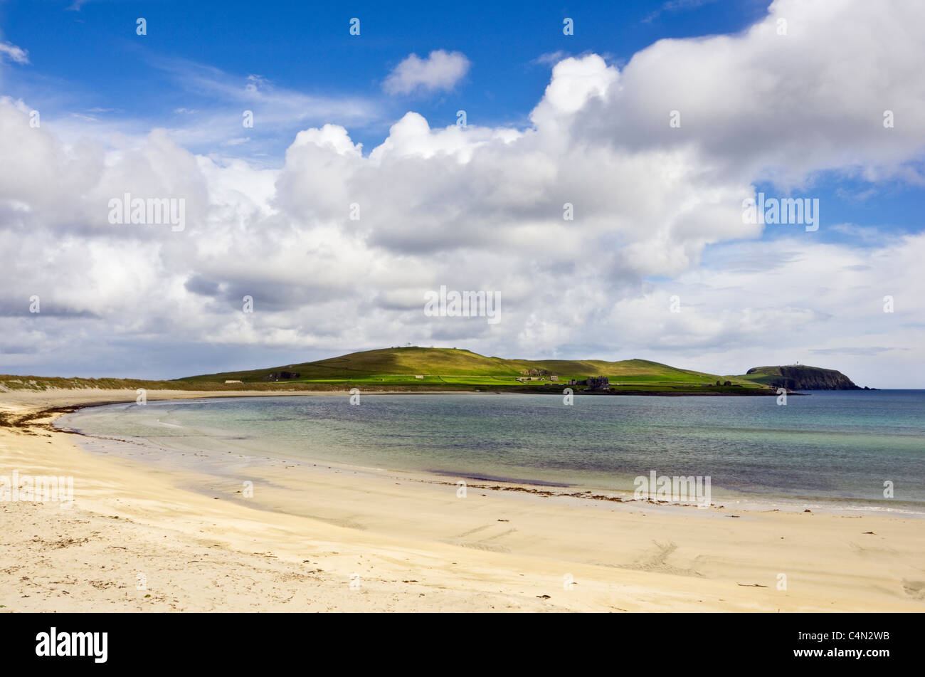 Sumburgh, Shetland Islands, Scotland, UK. View across West Voe sandy beach to Sumburgh Head Stock Photo