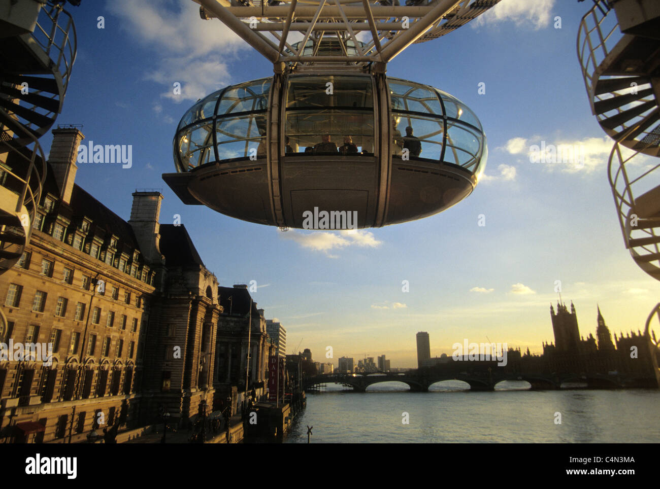 London In 2002 Photography of the London Eye taken by the official photographer to the ...
