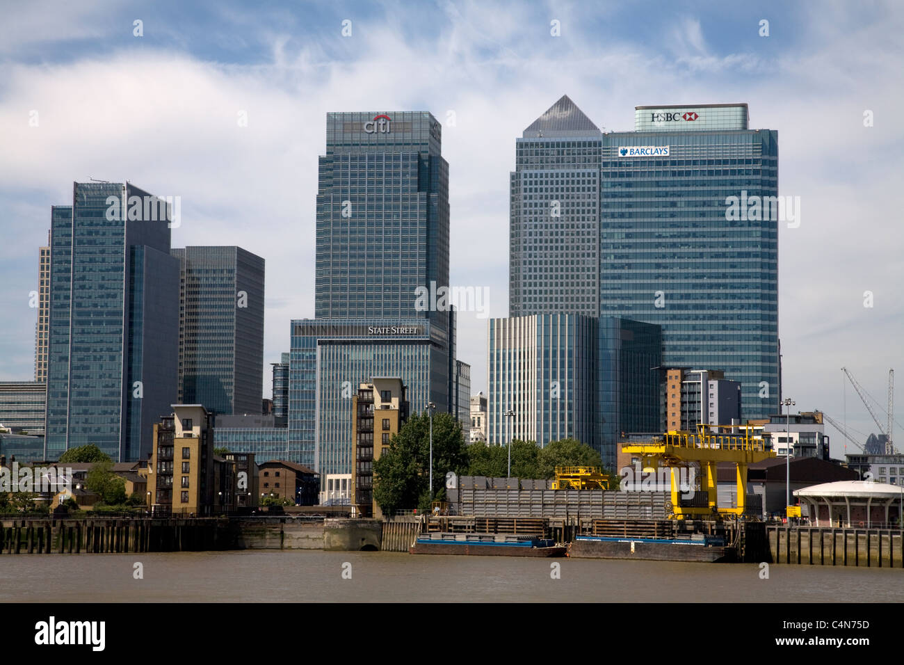 canary wharf docklands london england Stock Photo - Alamy