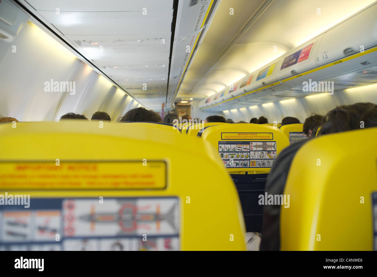 Ryanair interior hi-res stock photography and images - Alamy