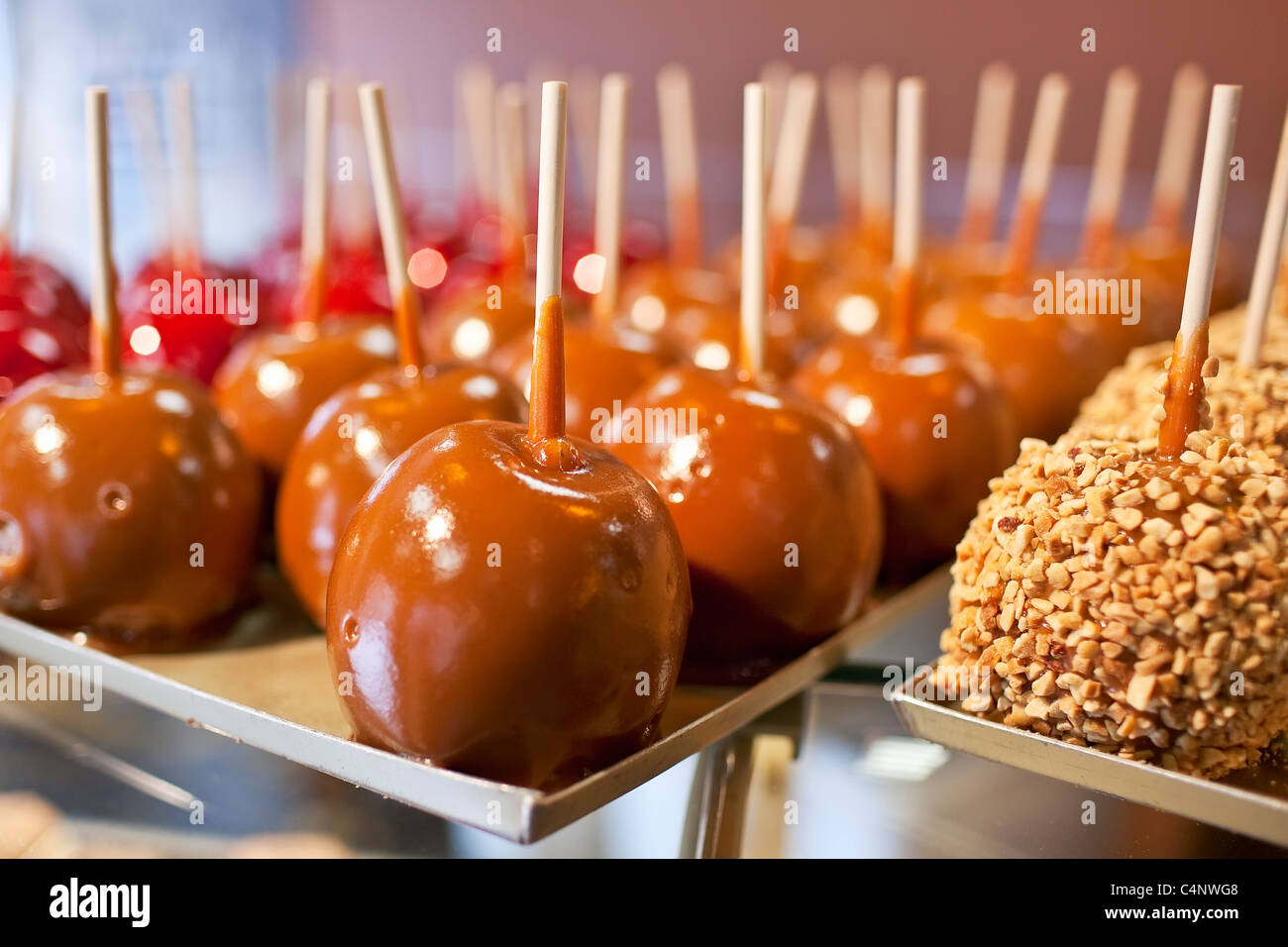 Candy apples hires stock photography and images Alamy