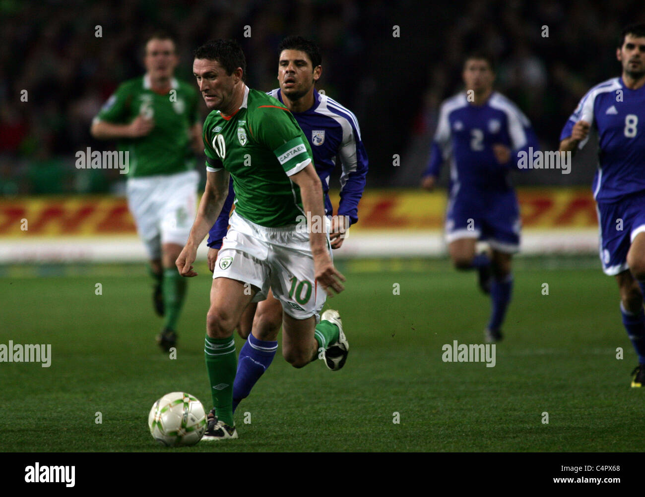 FOOTBALL, SOCCER, NORTHERN IRELAND FOOTBALL TEAM, WINDSOR PARK, FLOOD