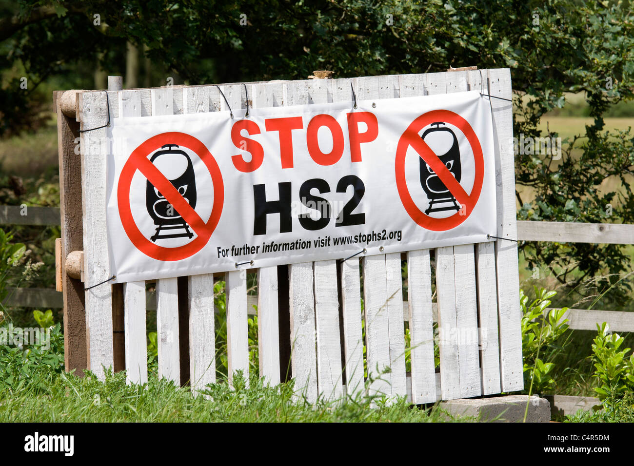 Stop High Speed 2 sign outside Whitacre Heath golf club, near Packington, Staffordshire. Stock Photo