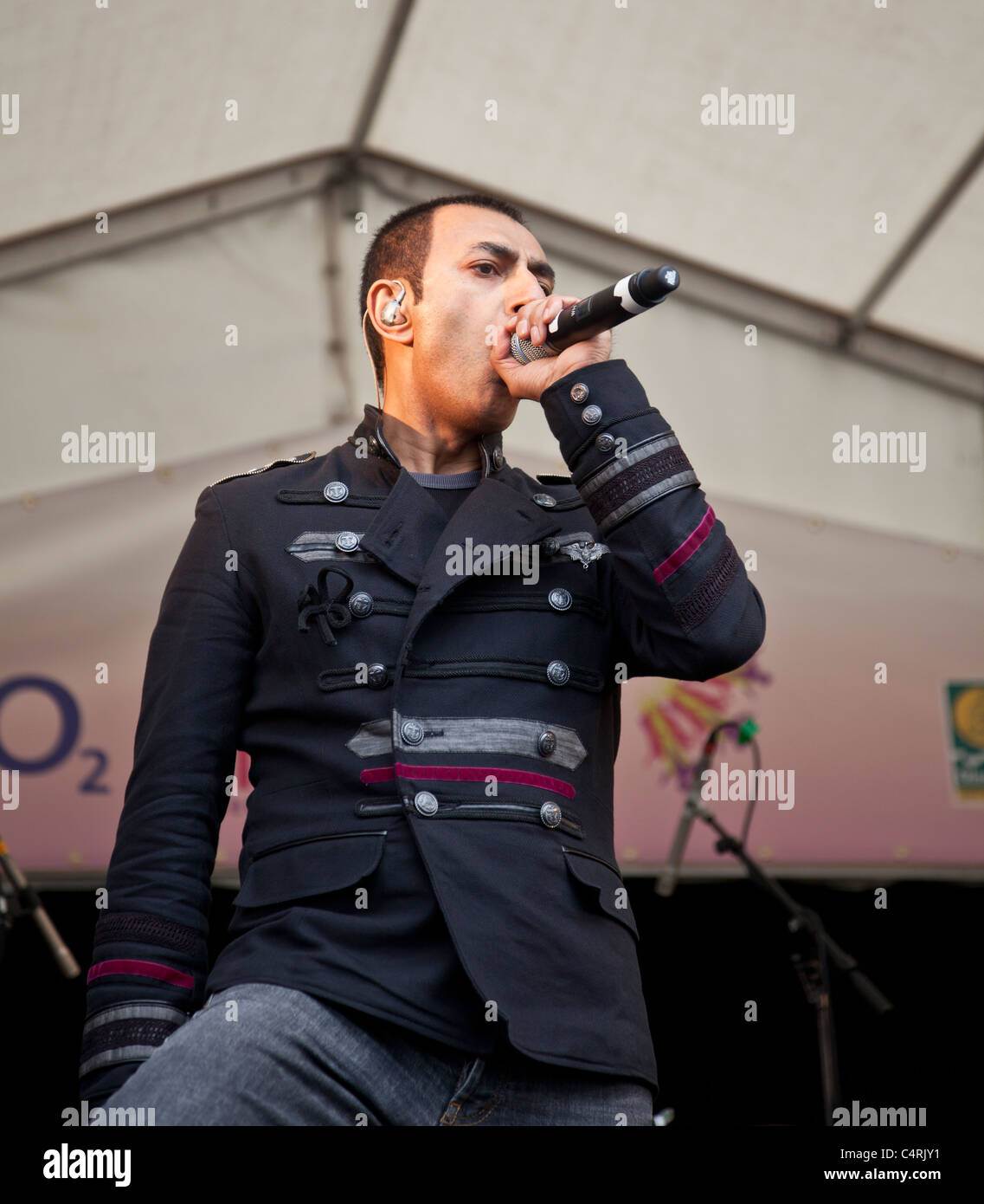 Shin, lead singer of English Bhangra band DCS, performing at the O2 Glasgow Mela 2011 in Kelvingrove Park. Stock Photo