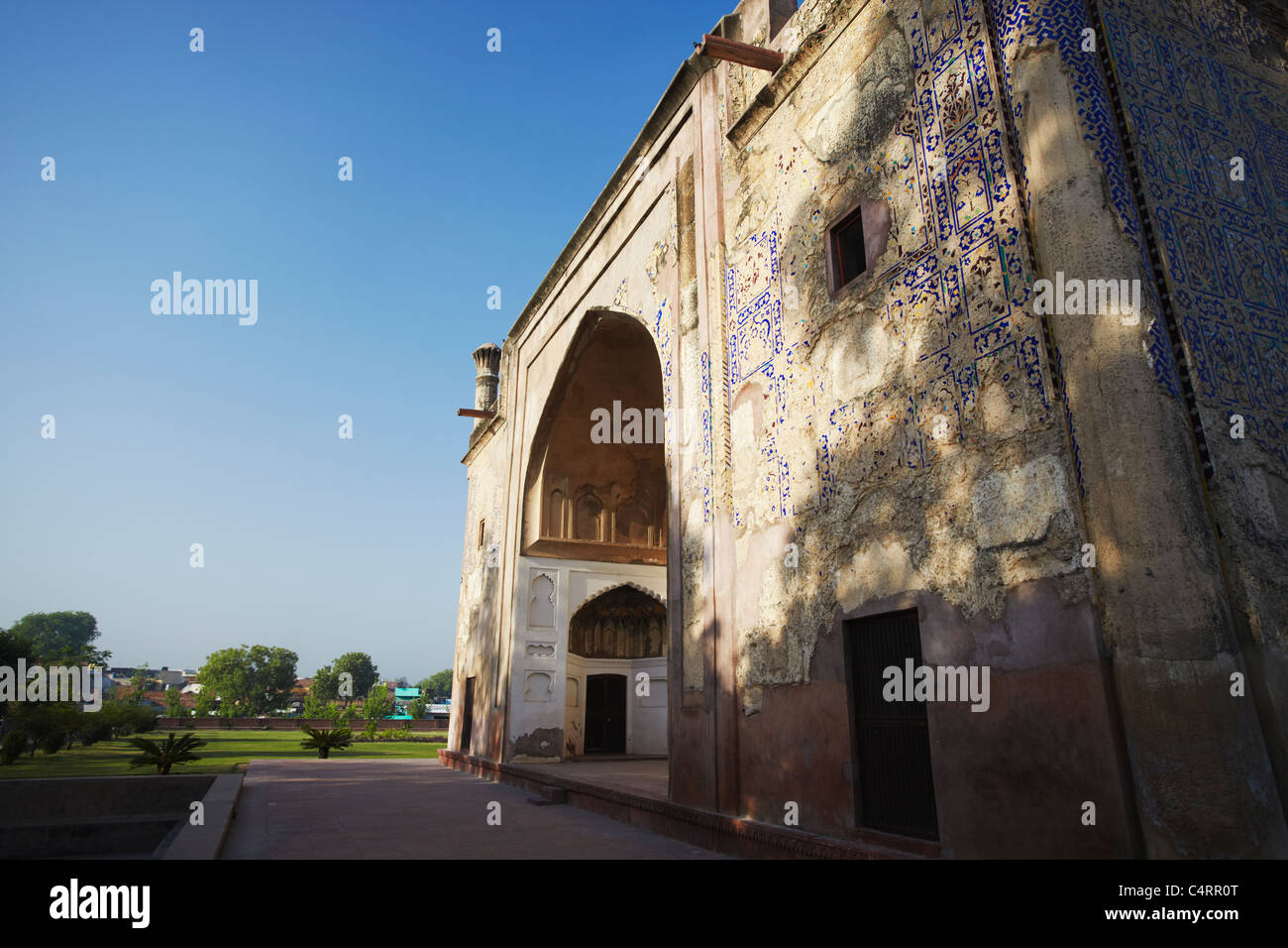 chini-ka-rauza-tomb-of-afzal-khan-agra-uttar-pradesh-india-stock