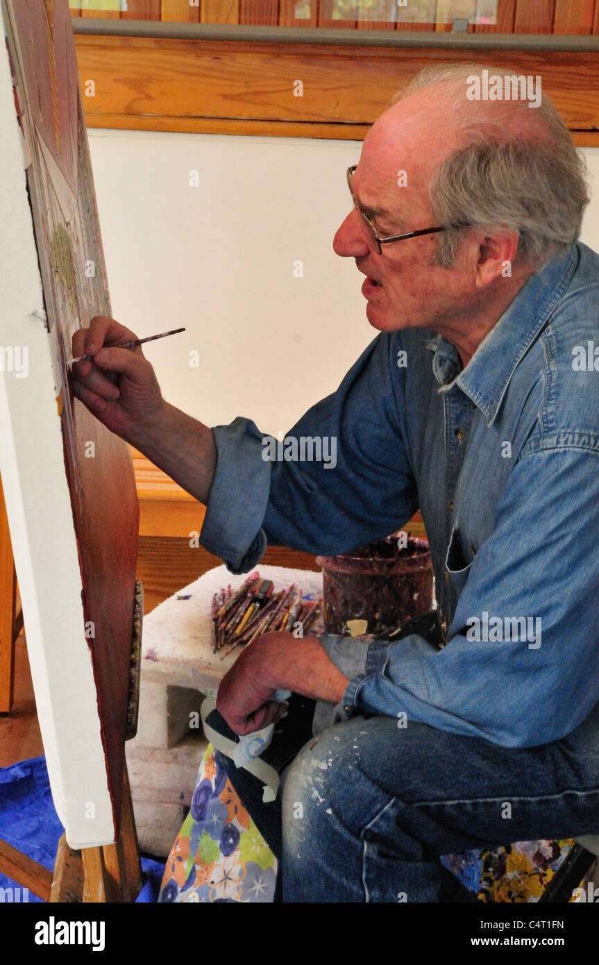 Artist Mel Leipzig at work in the Noyes Art Museum, May, 2011 Stock Photo