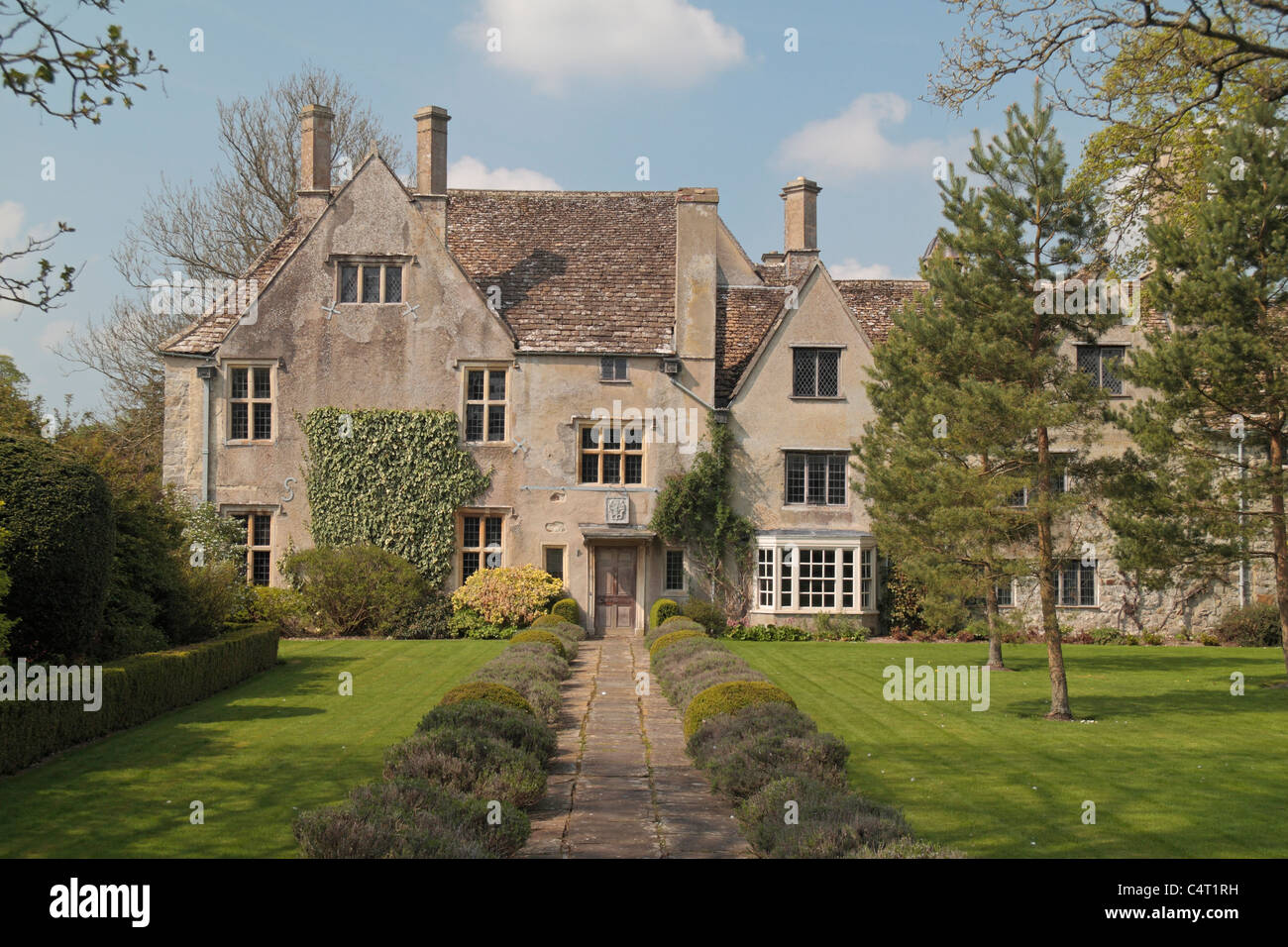 Avebury Manor, an early 16th-century manor house, in the small village of Avebury, Wiltshire, England. Stock Photo