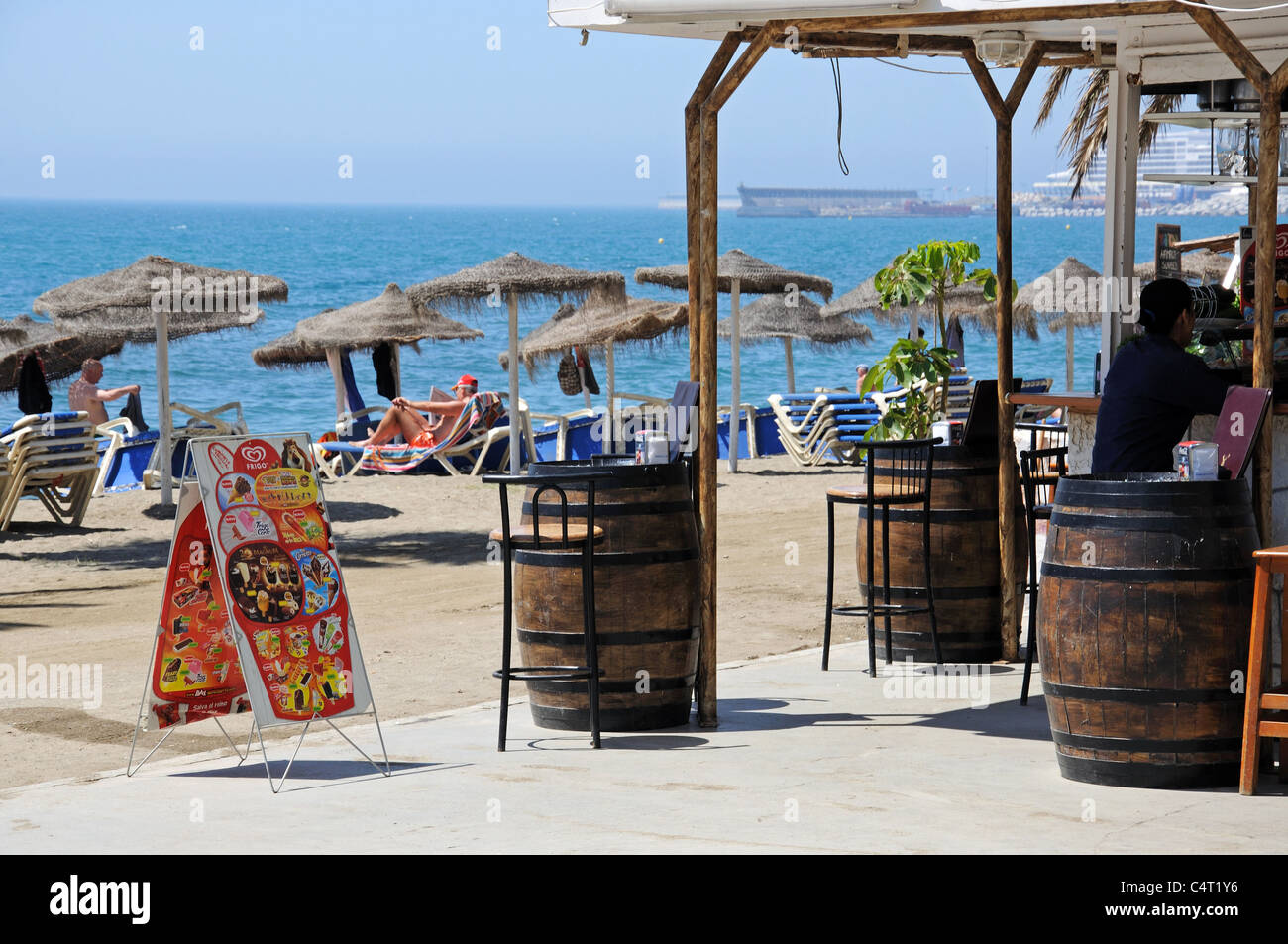 chiringuito-beach-bar-on-malagueta-beach-malaga-costa-del-sol