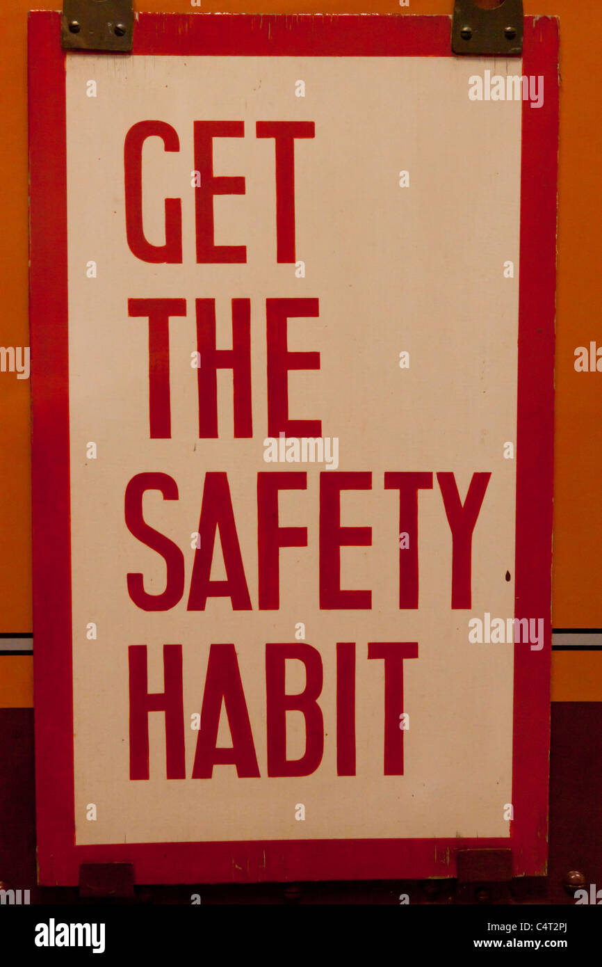 Safety poster 1950s hi-res stock photography and images - Alamy