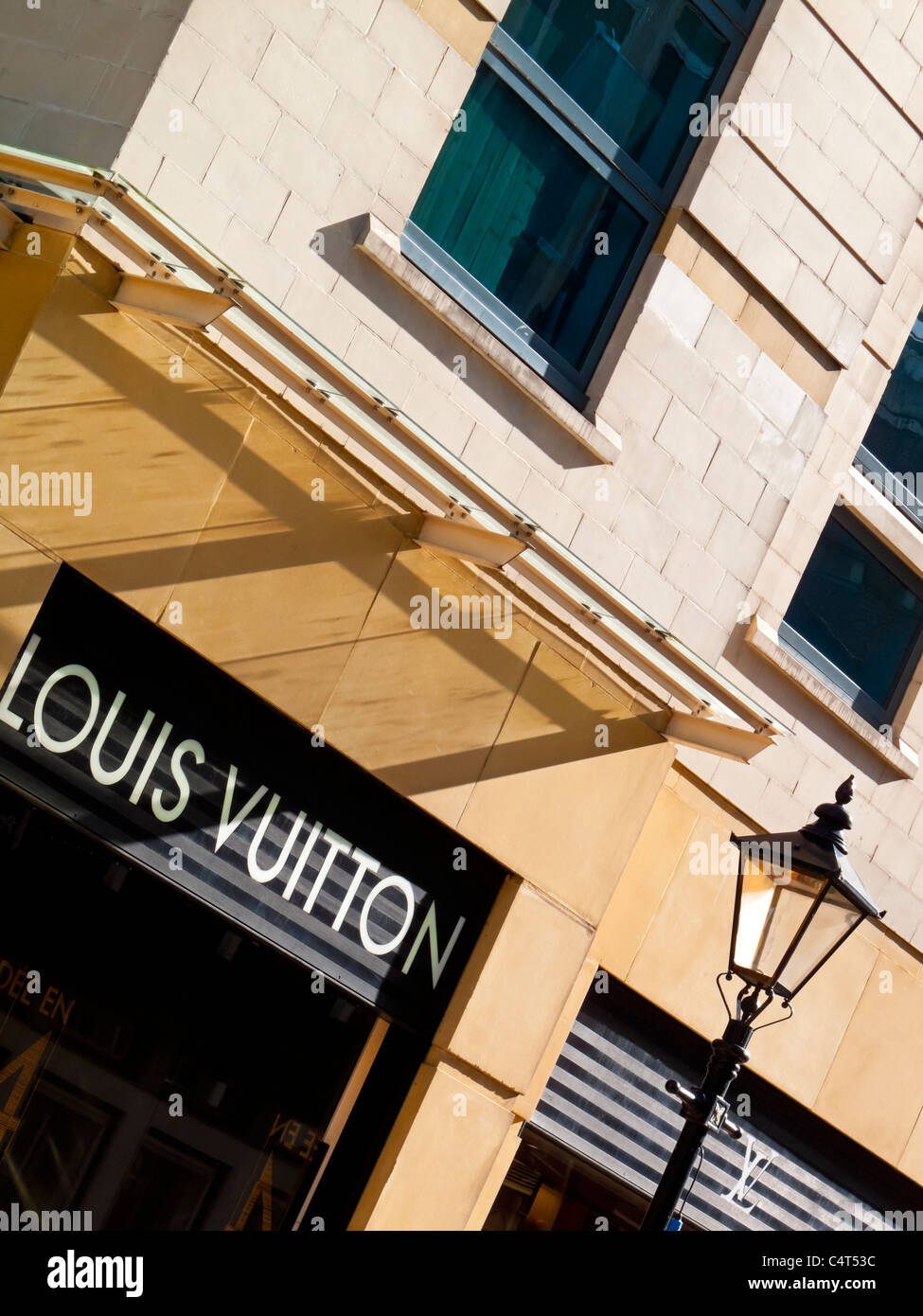 Louis vuitton boutique. Signboard logo brend sign of Louis vuitt – Stock  Editorial Photo © Irrmago #312294070
