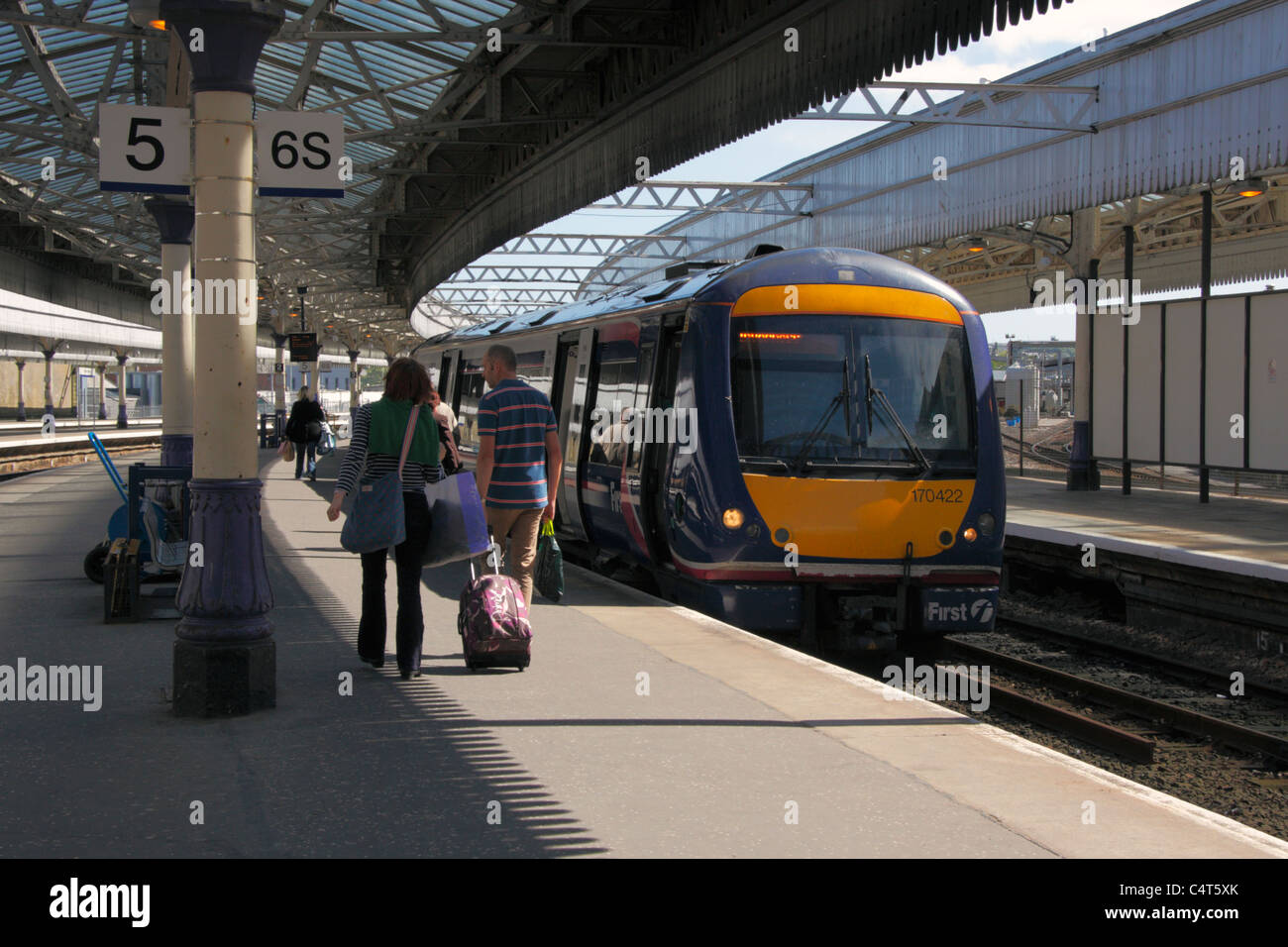 Scotrail train in Aberdeen Railway Station Stock Photo