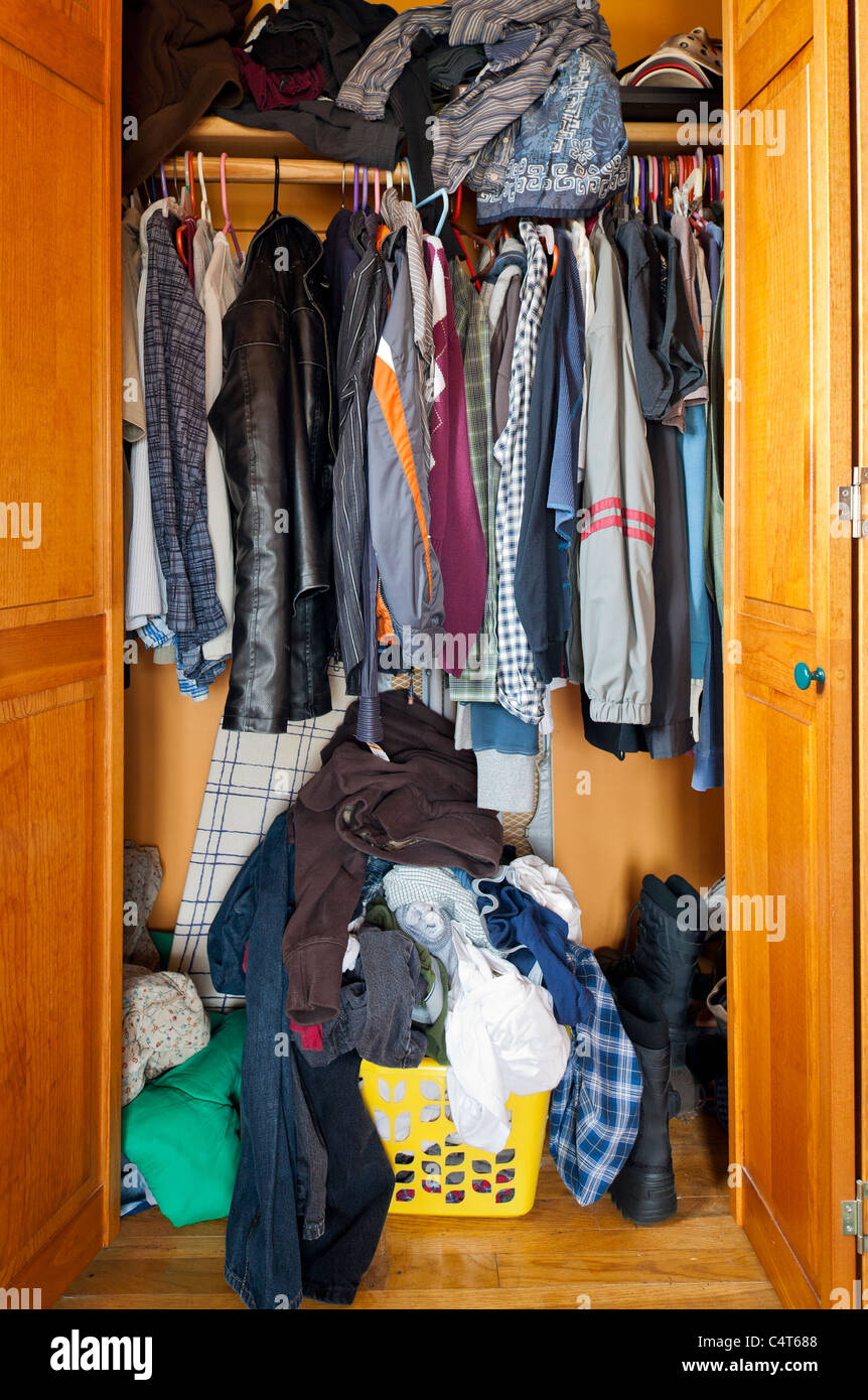 Messy closets hi-res stock photography and images - Alamy