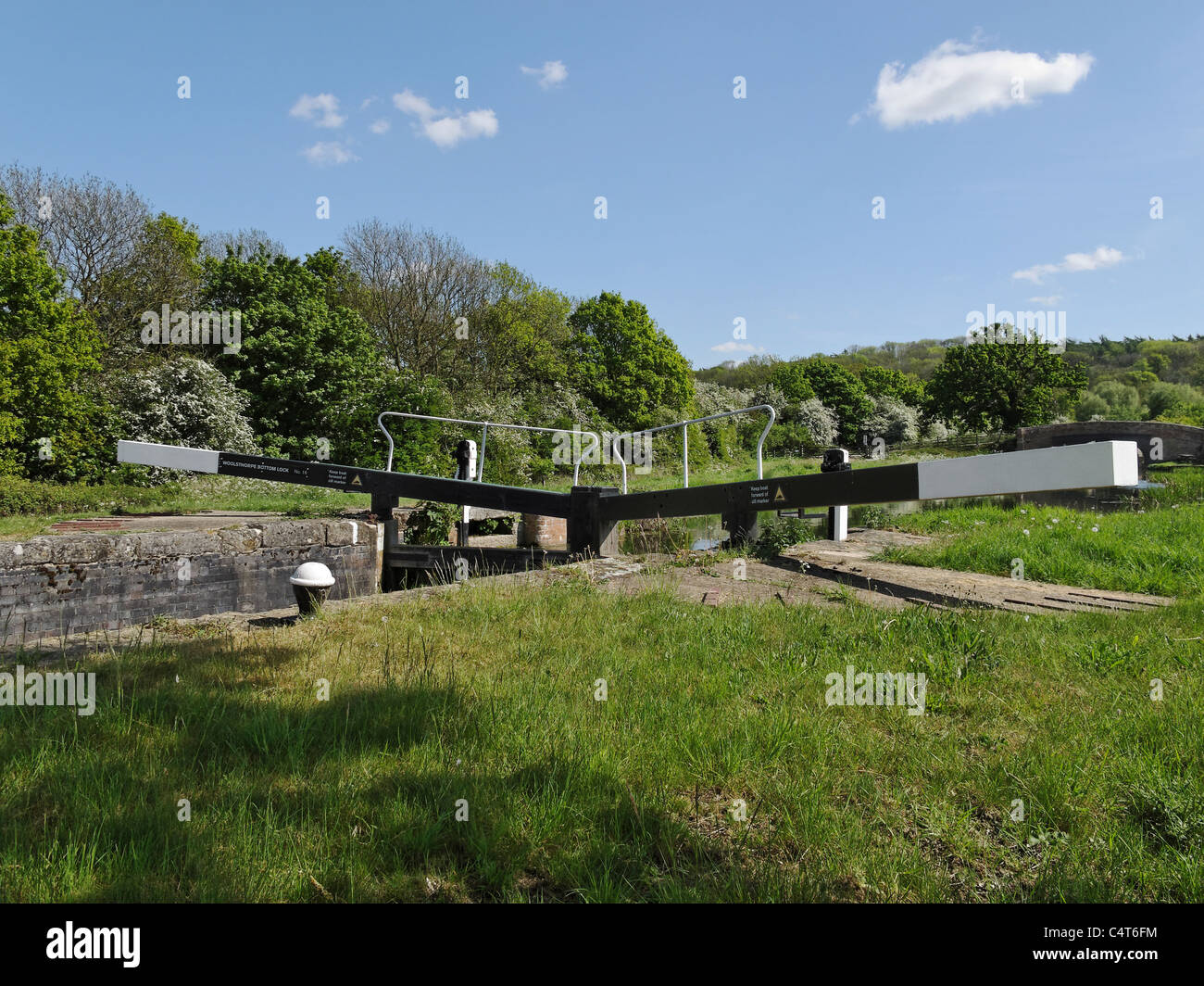 Woolsthorpe Lower Lock (No 16), The Grantham Canal, Woolsthorpe-by-Belvoir, Lincolnshire, England. Stock Photo