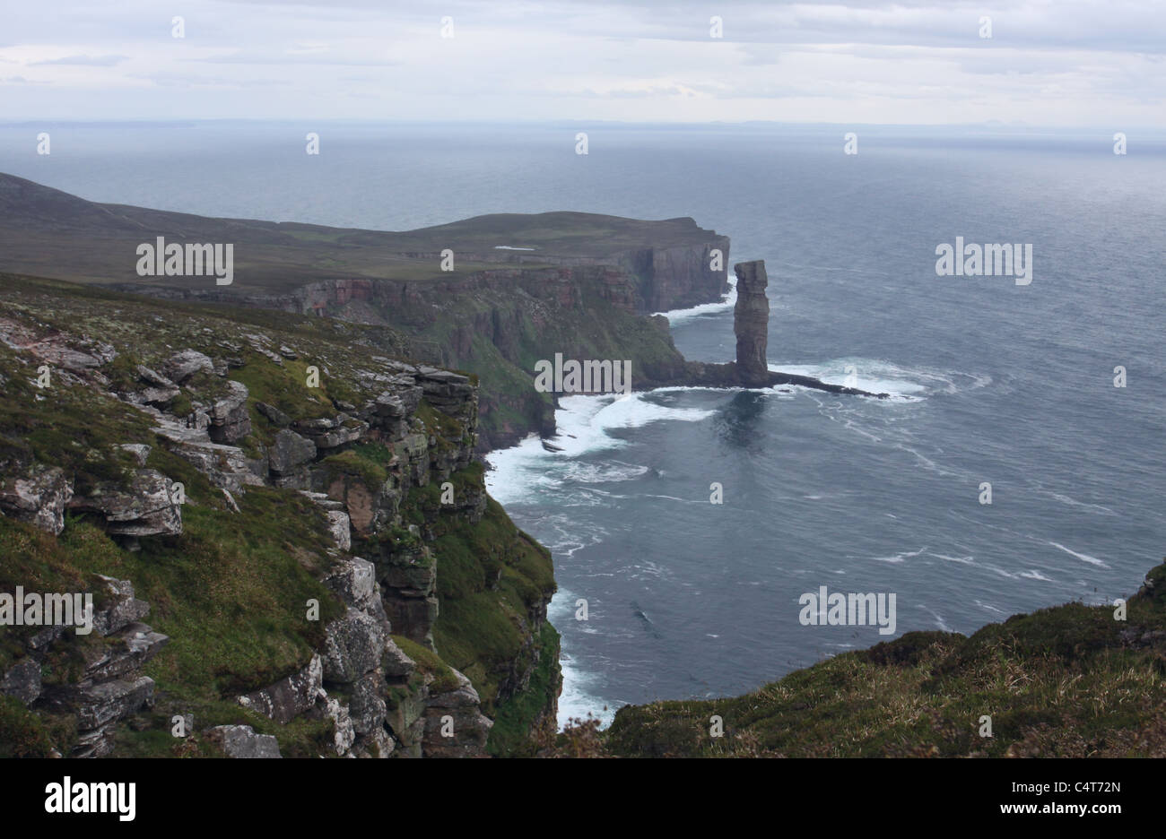 Old man of hoy orkney hi-res stock photography and images - Alamy