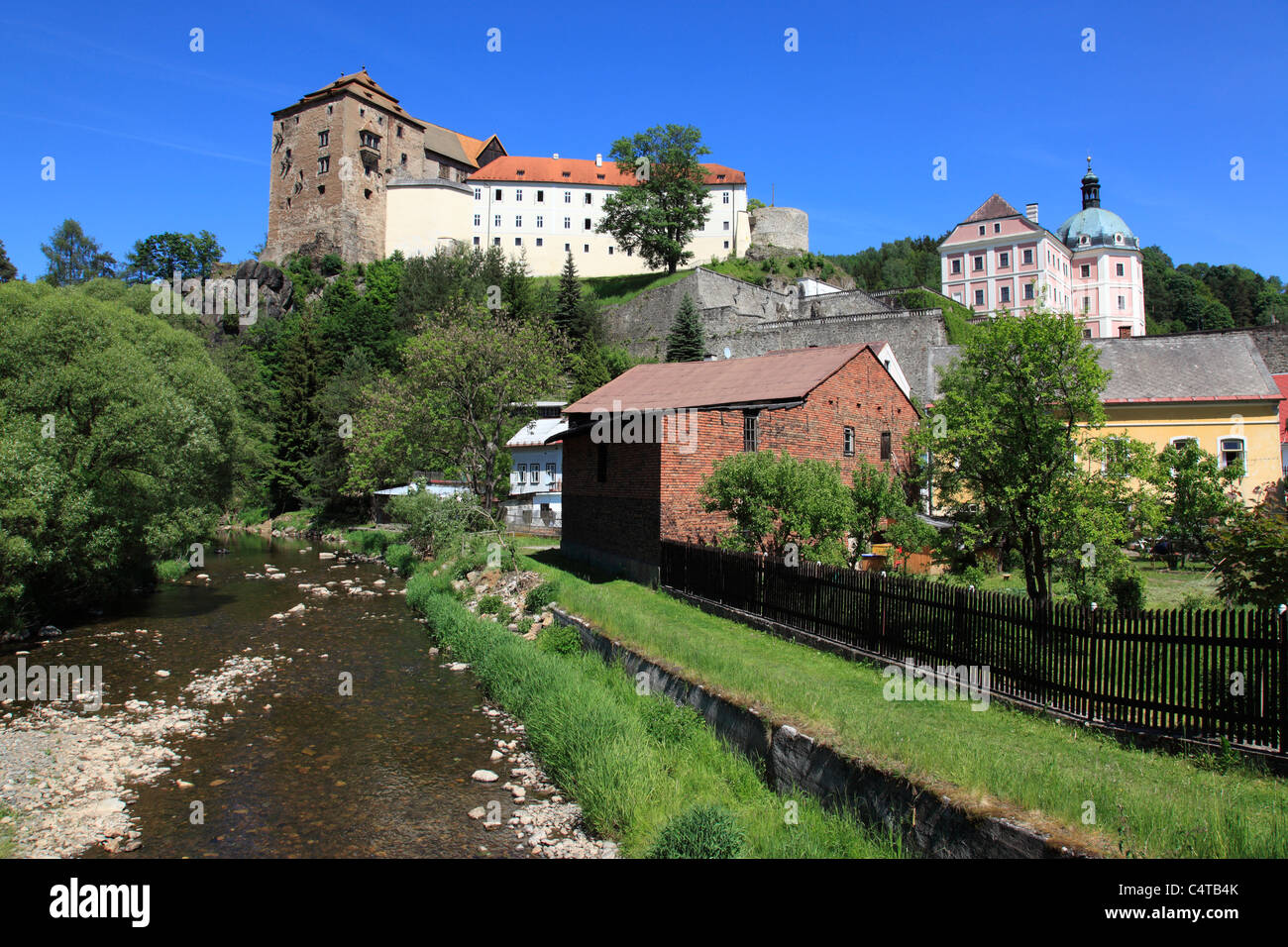 Castle Becov nad Teplou at the correspondent village, Tepla River, Czech Republic, Europe. Photo by Willy Matheisl Stock Photo