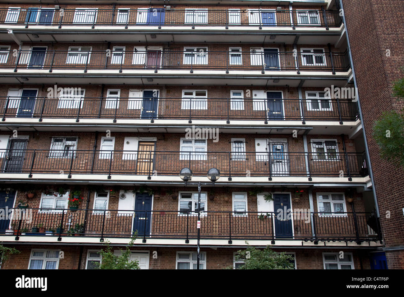 Council flats in Tower Hamlets, East London. A poor, over populated area  with many living in small homes in high rise blocks Stock Photo - Alamy