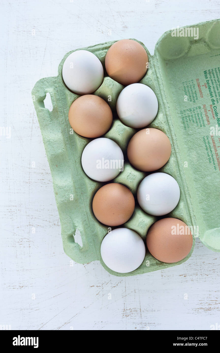 A Dozen Eggs Stock Photo Alamy