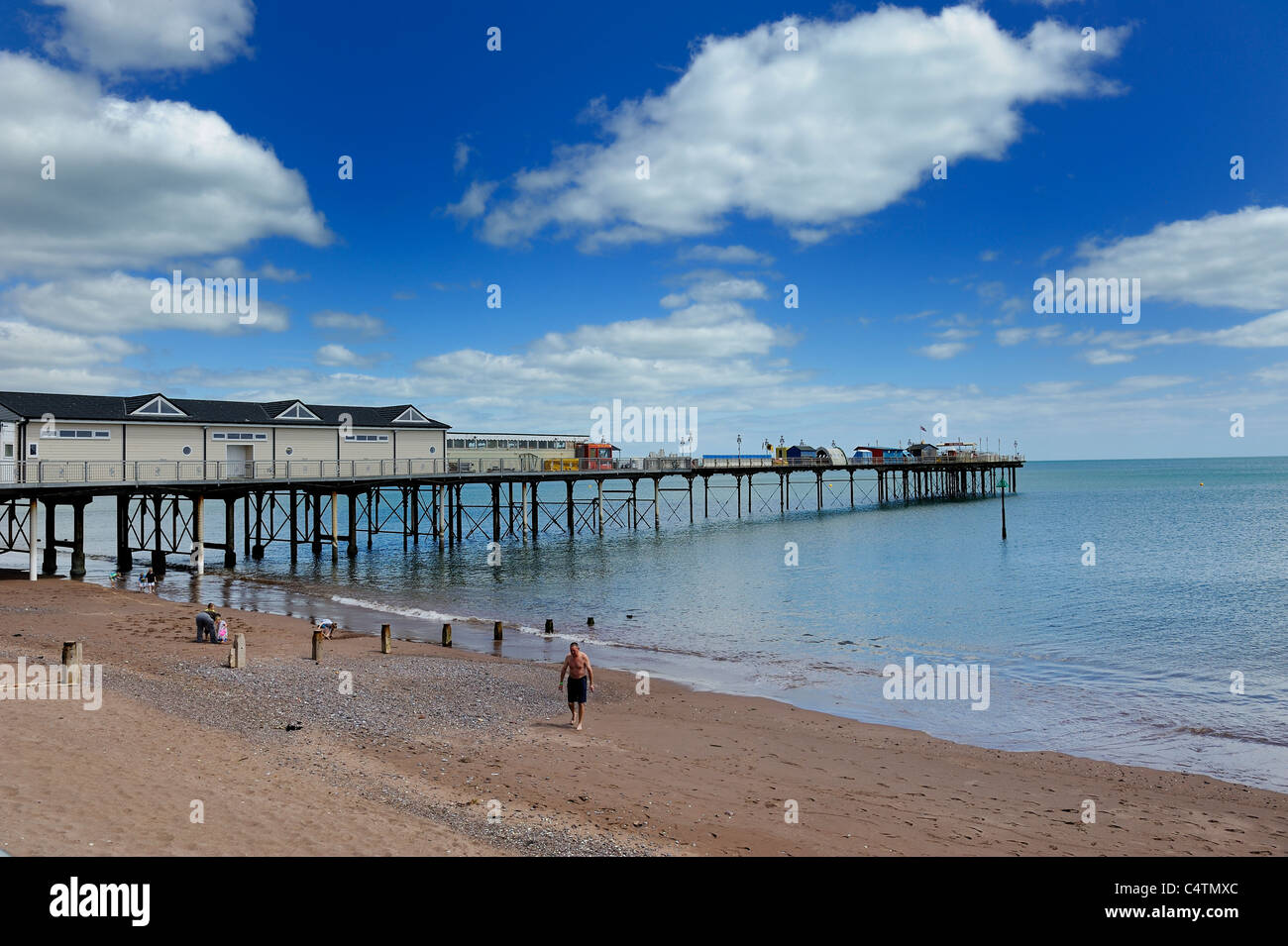 Teignmouth pier hires stock photography and images Alamy