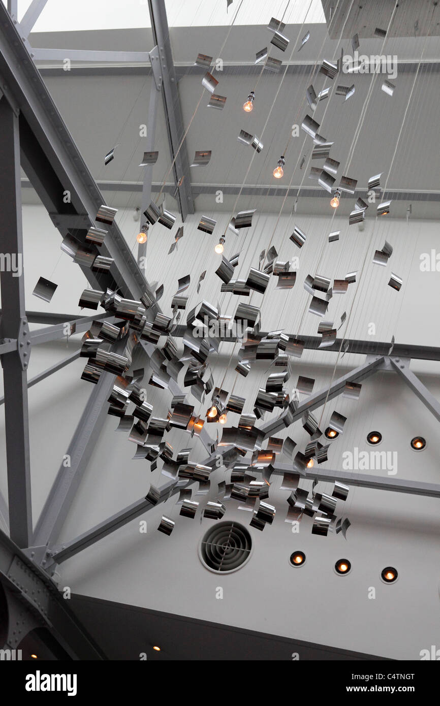 BLUEBIRD, a restaurant off the Kings Road in London houses many modern