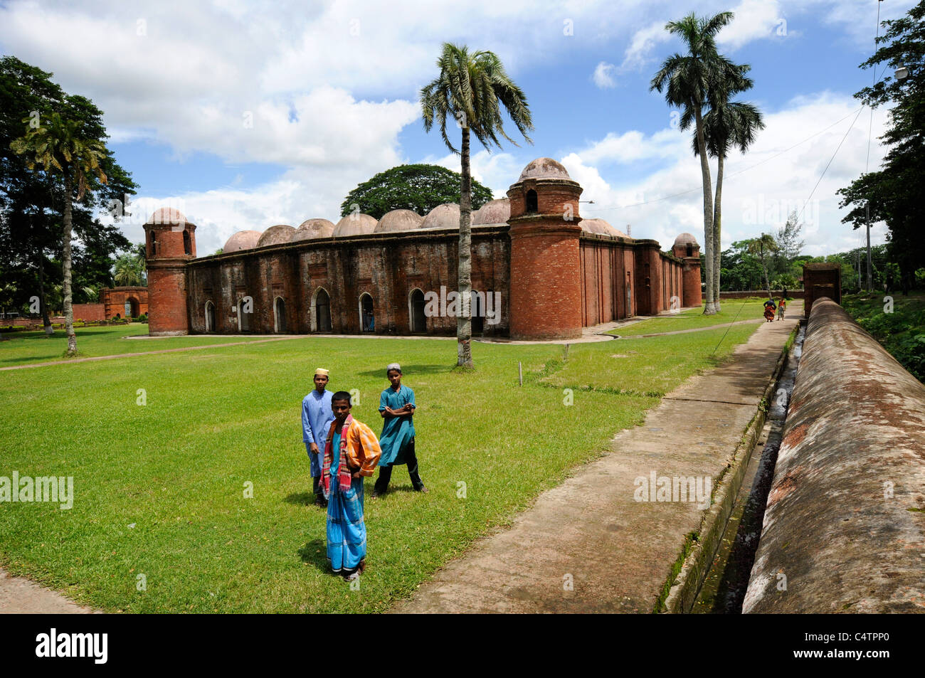 Scene in the town of Bagerhat, Bangladesh Stock Photo - Alamy