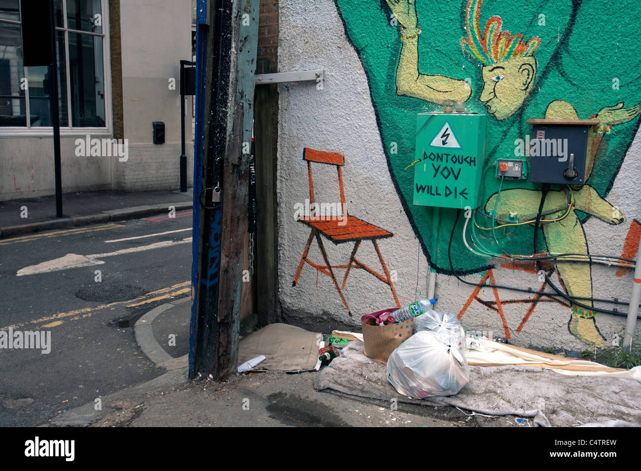 Hipsters in shoreditch hi-res stock photography and images - Alamy