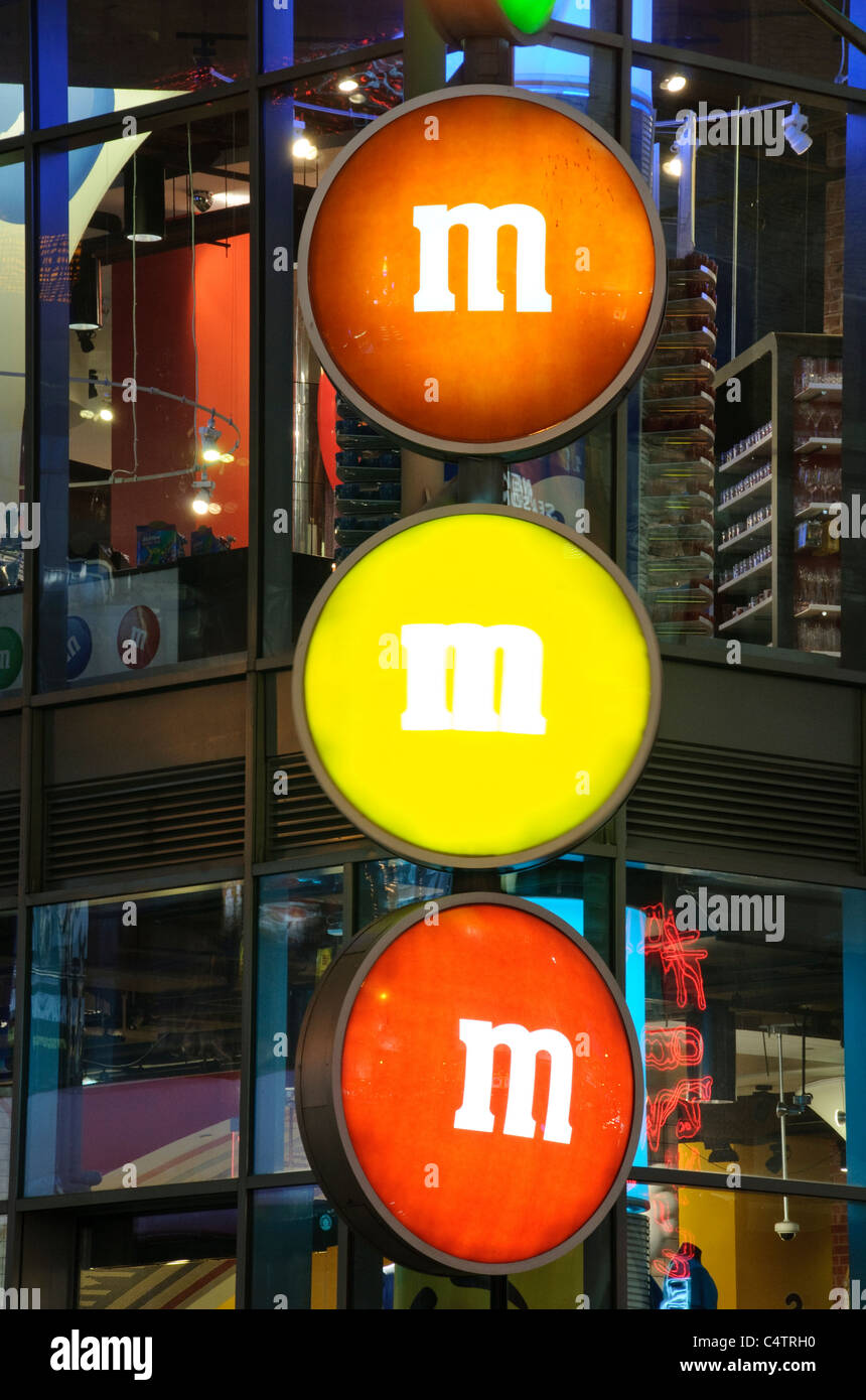 Yellow M&M Luggage Tags, M&M's World Store, Times Square, NYC Stock Photo -  Alamy