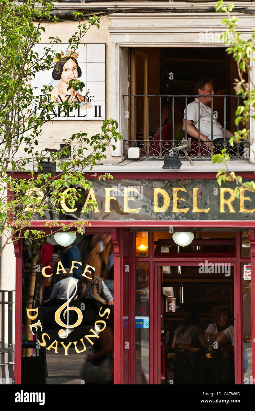 A cafe in the Plaza de Isabel, central Madrid, Spain Stock Photo